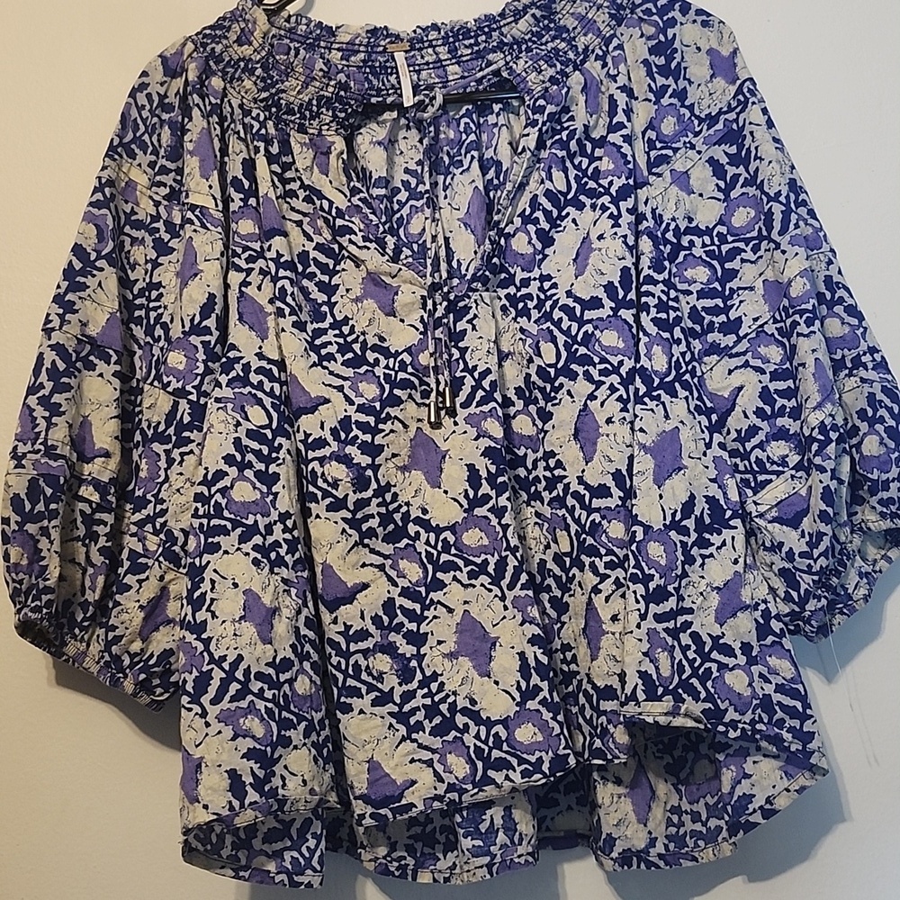 Free People Blue and Cream Floral Blouse - Picture 7 of 13